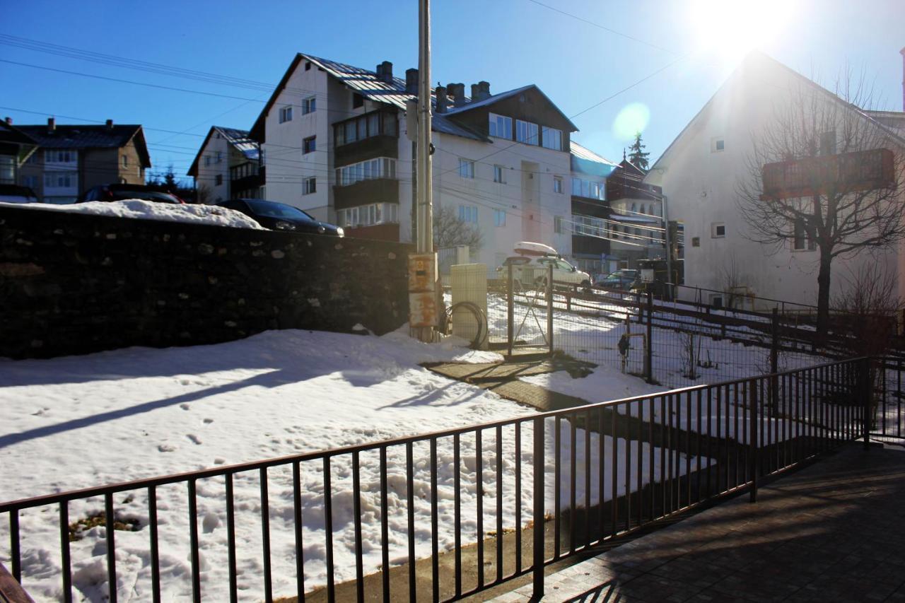Happy Holiday Apartments Predeal Exterior foto
